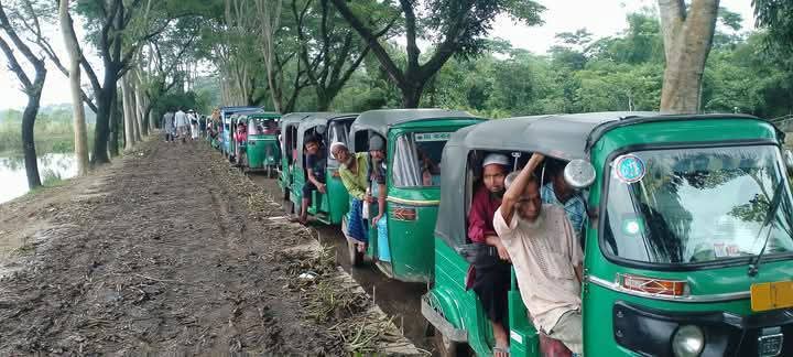 সড়ক দুরবস্থায় পর্যটনে ধস, বিপাকে বিছনাকান্দি-পান্থুমাই