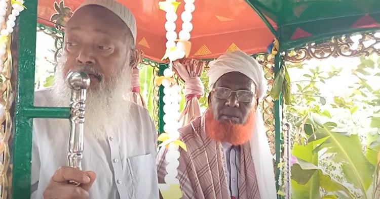 ফুল সজ্জিত ঘোড়ার গাড়িতে ইমামের রাজকীয় বিদায়