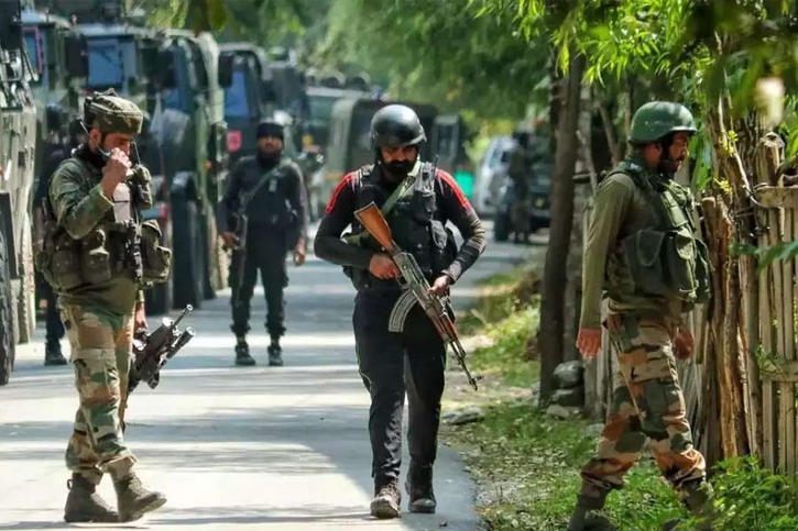 ফের কাশ্মির সীমান্তে ভারত-পাকিস্তান সেনাদের মধ্যে গোলাগুলি