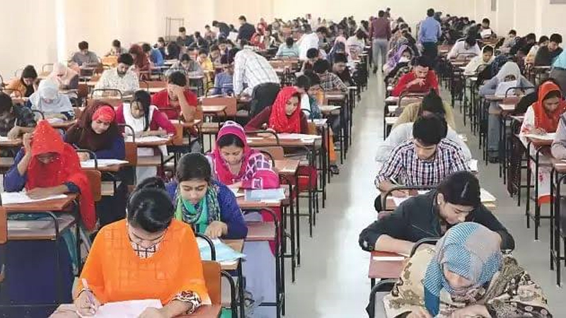 একক ভর্তি পরীক্ষায় ফের ধোঁয়াশা গ্রহণযোগ্য পদ্ধতি নির্ধারণে কমিটি