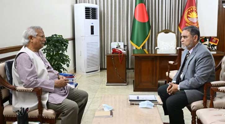 প্রধান উপদেষ্টার সঙ্গে সিইসির সৌজন্য সাক্ষাৎ