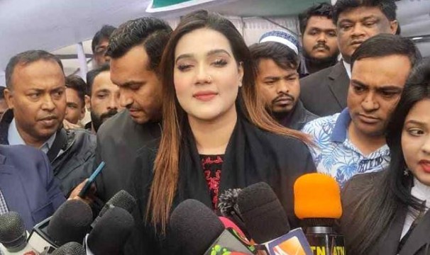 চিত্রনায়িকা মাহির মনোনয়ন বৈধ ঘোষণা