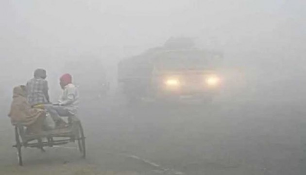 শীতের তীব্রতা বাড়ছেই, তাপমাত্রা আরও কমার আশঙ্কা
