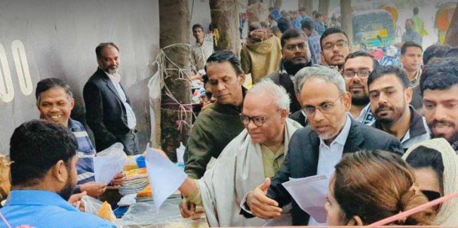 সরকার গোটা জাতিকে ধোঁকা দিয়েছে: রিজভী