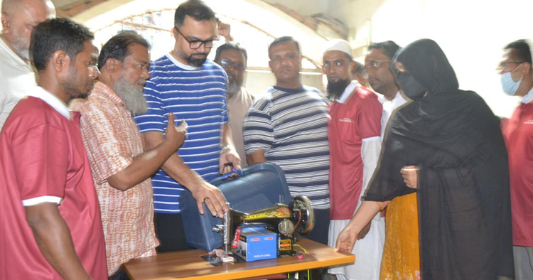 সেবা আর সহমর্মিতার বাংলাদেশ গড়তে চায় বিএনপি: আমিনুল হক