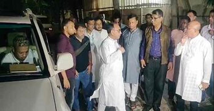 ঈদের শুভেচ্ছা জানাতে চেয়ারপারসনের বাসভবনে বিএনপির নেতারা