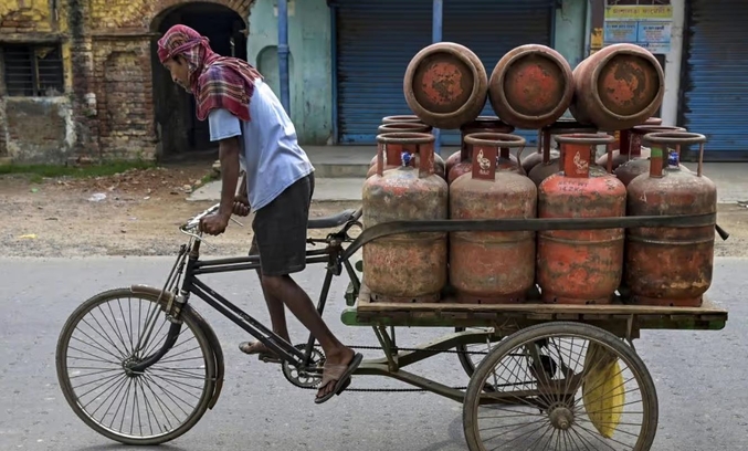 এলপি গ্যাসের দাম কমলো