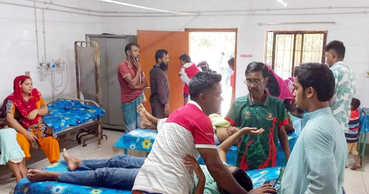 চাঁদপুরে কোরবানির পশু জবাই করতে গিয়ে হাত-পা কেটে আহত তিন শতাধিক