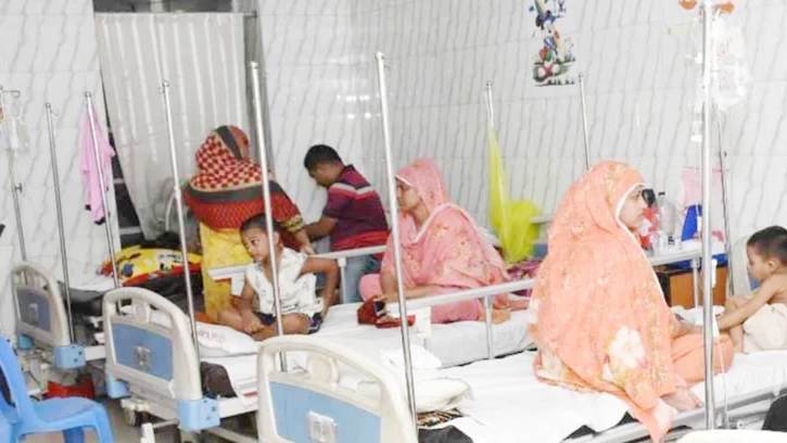 ডেঙ্গুতে আক্রান্ত হয়ে হাসপাতালে ভর্তি আরও ১১৫