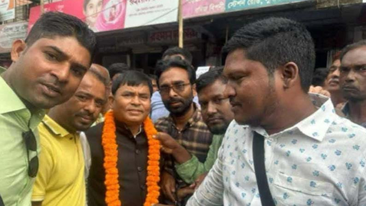বিএনপির কমিটি থেকে আওয়ামী লীগ নেতা বাতিল 