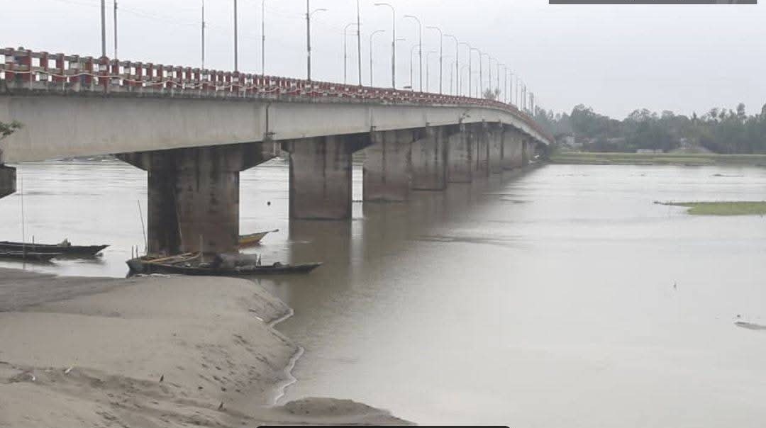 কুড়িগ্রামে ধরলা নদীতে অজ্ঞাত ব্যক্তির লাশ