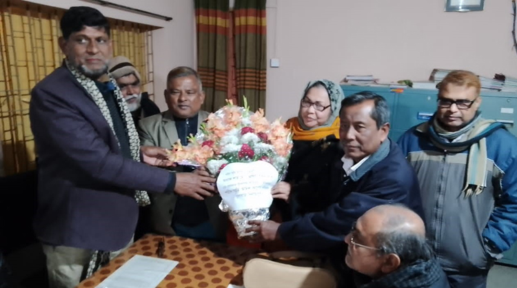 ফুলবাড়ী শহীদ স্মৃতি আদর্শ কলেজে নতুন অধ্যক্ষ আব্দুল কুদ্দুস 