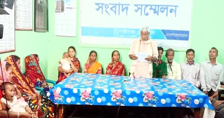 পলাশবাড়ীর হেমন্ত চন্দ্রের পরিবার জীবন বাঁচাতে পালিয়ে বেড়াচ্ছে