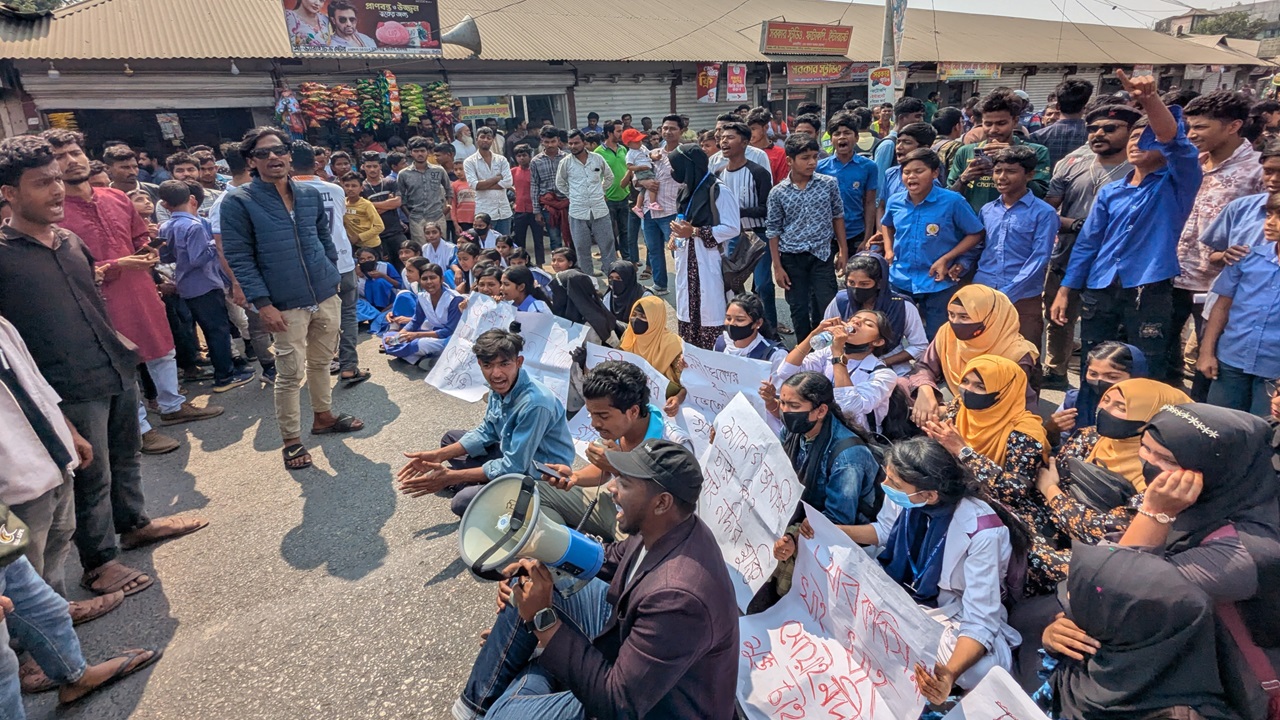 শ্যামগঞ্জে মহাসড়ক অবরোধে তীব্র যানজট