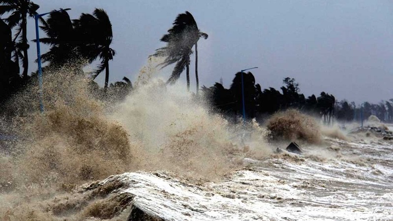 ঘূর্ণিঝড় মিগজাউমের তাণ্ডবে ১৭ জনের মৃত্যু