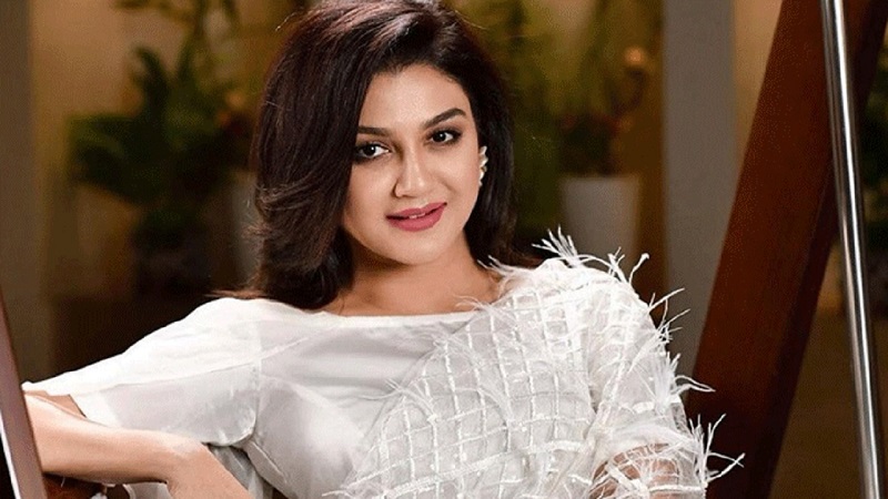 মুক্তি পেল জয়ার বলিউডের প্রথম সিনেমা