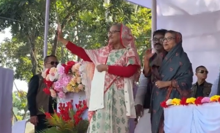 একমাত্র নৌকায় ভোট দিলেই সব পাওয়া যায়: প্রধানমন্ত্রী