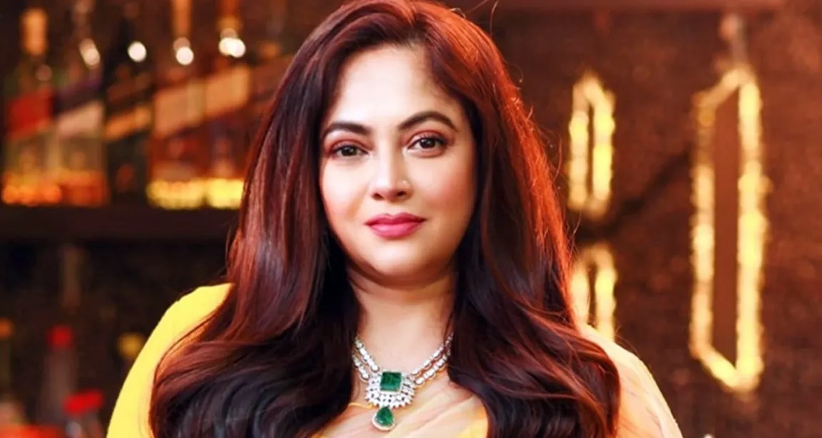 ১‌ জন নয়, আমার ৪ জন লাগবে : শ্রীলেখা মিত্র