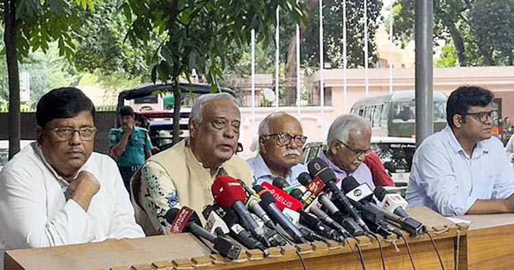 চার-পাঁচ দিনের মধ্যে নির্বাচন তারিখ জানাবেন প্রধান উপদেষ্টা: মোস্তফা জামাল