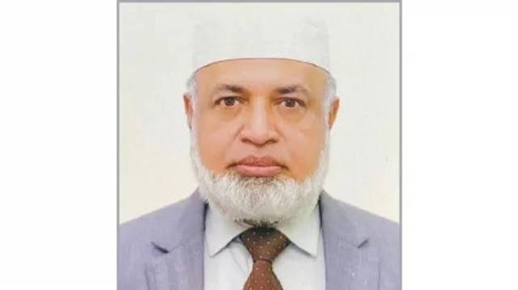 স্ট্যান্ডার্ড ব্যাংকের সাবেক এমডিসহ তিন জনের বিরুদ্ধে গ্রেফতারি পরোয়ানা