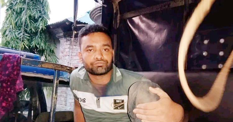 সৈয়দপুরে যৌথবাহিনীর অভিযানে ভিসা প্রতারক আটক