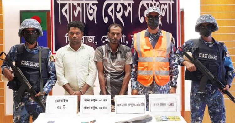 করিম বাহিনীর দুই সদস্য আটক, জিম্মিদশা থেকে উদ্ধার দুই জেলে