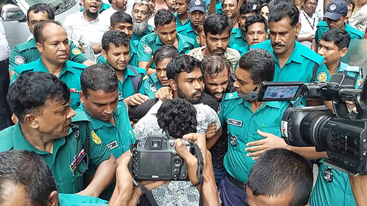 দান–খয়রাতে গড়া জীবন থেকে চাঁদাবাজির অন্ধকারে: সমাজ কোন পথে হাঁটছে?