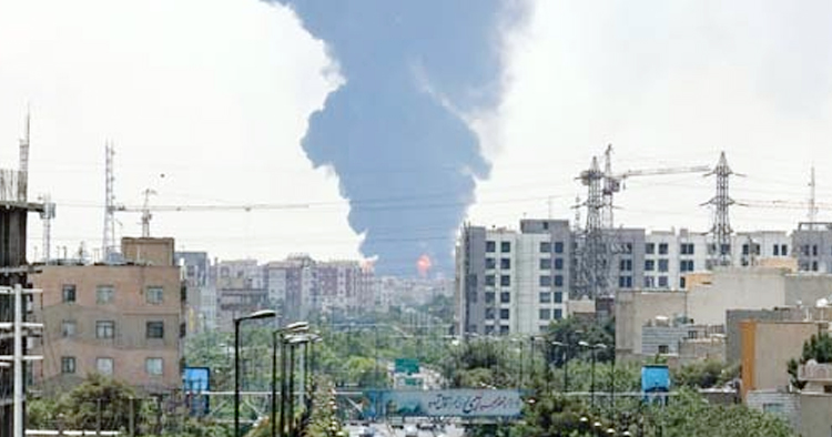 পরপর বিস্ফোরণে কেঁপে উঠল তেহরান