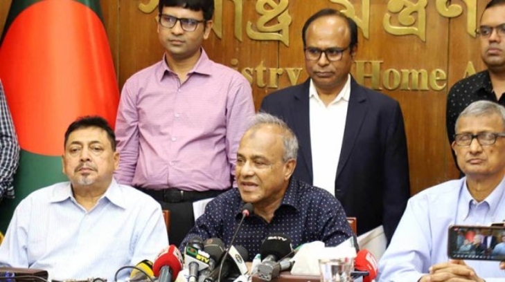 বাংলাদেশ থেকে বৈধ পথে কর্মী নিতে আগ্রহ প্রকাশ ইতালির: স্বরাষ্ট্র উপদেষ্টা