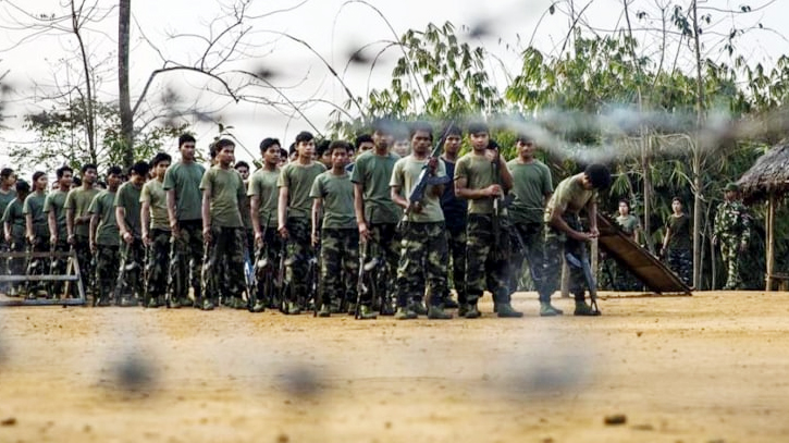 আরাকান যুদ্ধের জন্য রোহিঙ্গা যুবকদের খুঁজছে সশস্ত্র গোষ্ঠী 