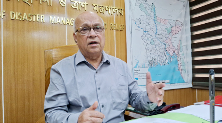 রণাঙ্গনের যোদ্ধারাই হবেন 'মুক্তিযোদ্ধা', বাকিরা সহযোগী: উপদেষ্টা