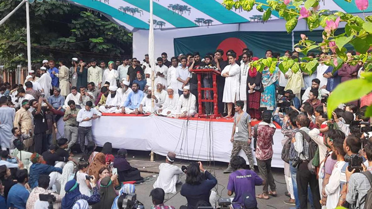 শাহবাগ ‘ব্লকেড’ কর্মসূচির ঘোষণা দিলেন হাসনাত আব্দুল্লাহ