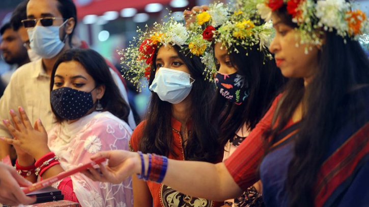 অমর একুশে বইমেলার পর্দা নামছে আজ 