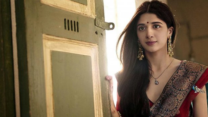 বলিউড সিনেমা থেকে বাদ পড়লেন পাকিস্তানি অভিনেত্রী