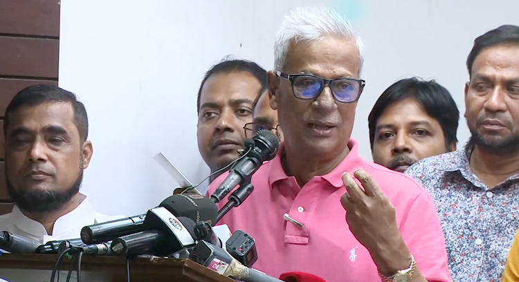 জনগণের রোষানলে পড়ার আগেই নির্বাচন দেয়ার দাবি জানালেন ফারুক