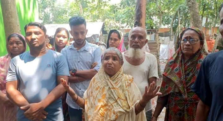 লালমাইয়ে সংখ্যালঘু পরিবারের জমি ও দোকান জোরপূর্বক দখলের চেষ্টার অভিযোগ 