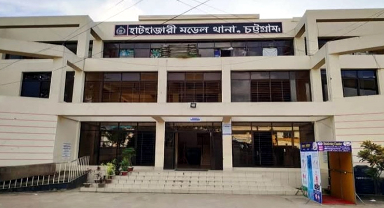 হাটহাজারীতে গৃহবধূর লাশ উদ্ধার, স্বামী আটক 