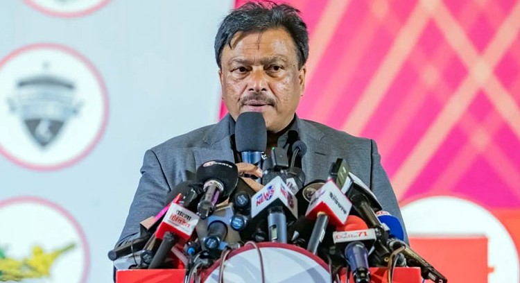 দেশ ত্যাগের খবর উড়িয়ে দিয়ে 'ফাইট' করে যাওয়ার ঘোষণা ফারুকের
