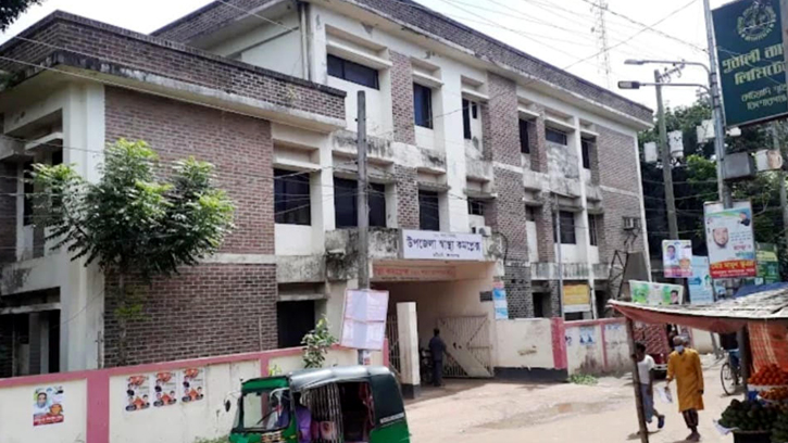 কটিয়াদীতে মহিলা মাদক ব্যবসায়ী থানা হেফাজতে মৃত্যু 