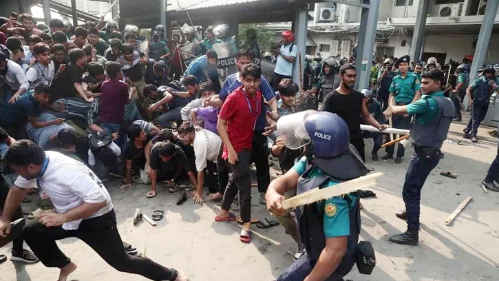 শিক্ষার্থীদের ওপর হামলার প্রতিবাদে ঐকমত্য কমিশনের সংলাপ থেকে তিন দলের ‘ওয়াকআউট’