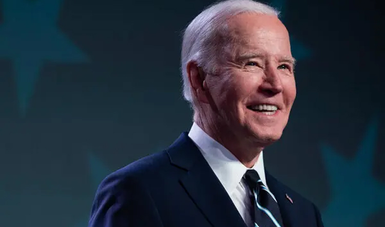 Biden slams Trump criticism of Nato as 'shameful'
