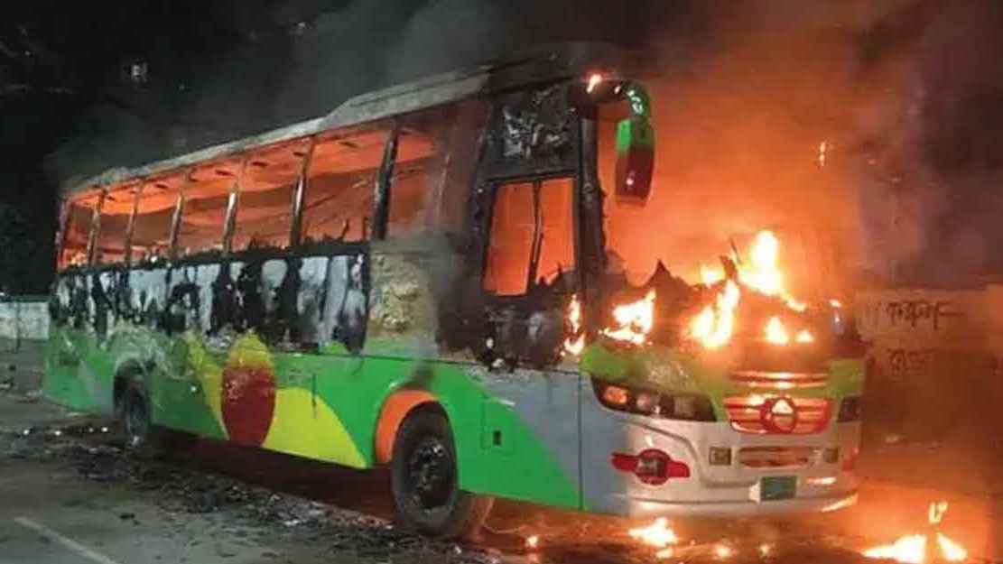 ২৪ ঘণ্টায় ৭ গাড়িতে আগুন