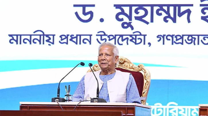 দলীয়করণে পুলিশ ব্যবস্থা ভেঙে পড়েছিল: প্রধান উপদেষ্টা 