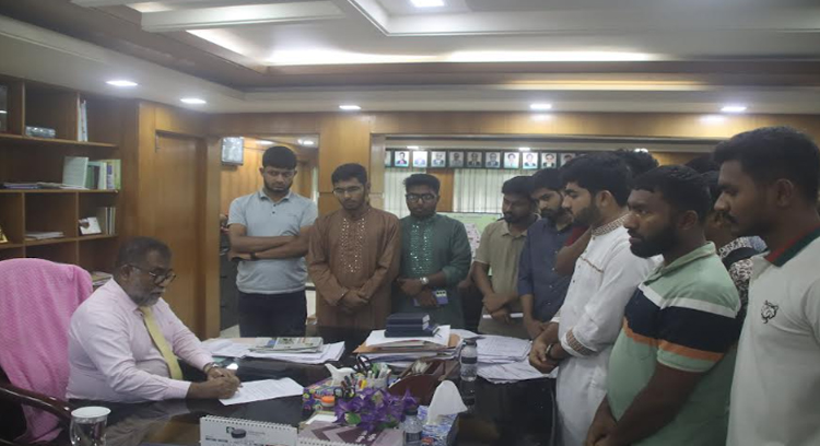 চিকিৎসা ও পরিবহন সমস্যার স্থায়ী সমাধান চায় ইবি শিক্ষার্থীরা