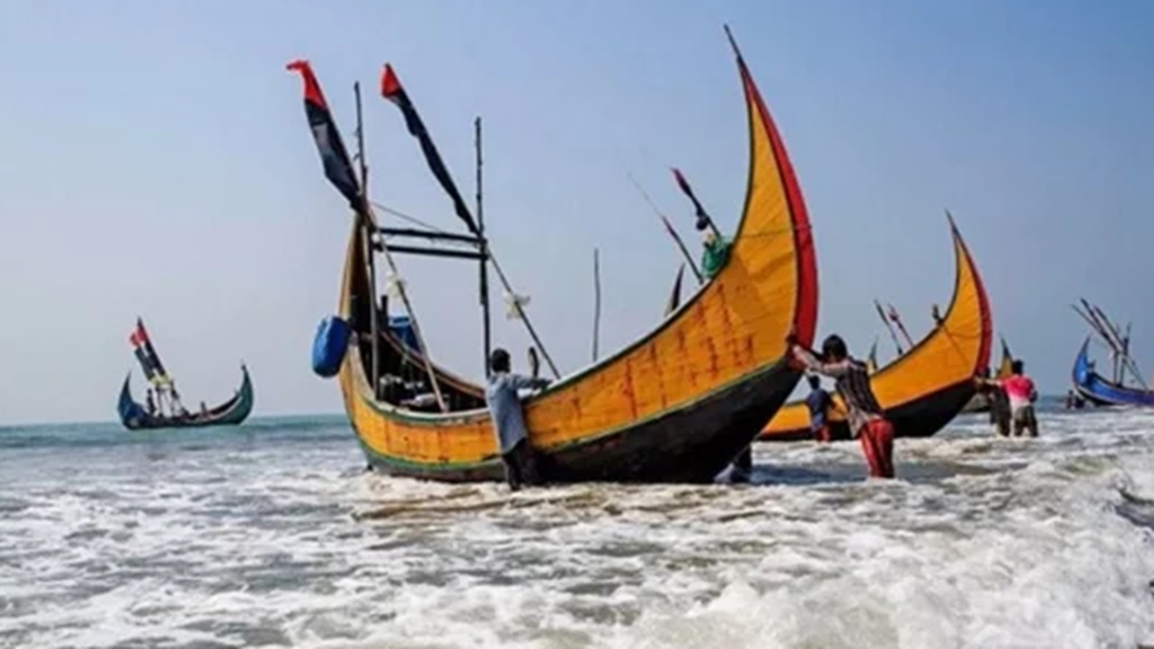৫৮ দিন ইলিশসহ সব ধরনের মাছ ধরা নিষিদ্ধ