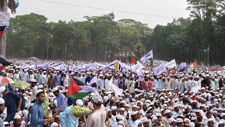 পাঁচ দফা দাবিতে হেফাজতের মহাসমাবেশ শুরু, নেতাকর্মীদের ঢল