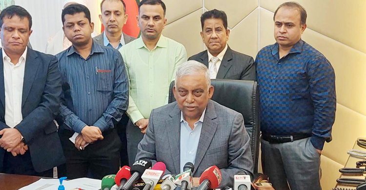 তারেক কে মানতে না পারা বিএনপি নেতারা নির্বাচনে আসবেন 