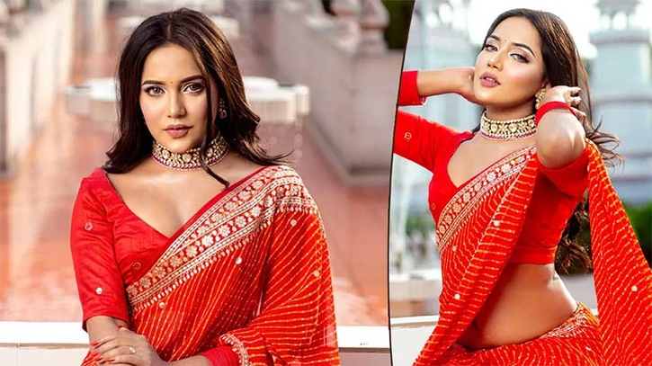 আপত্তিকর পোশাকে নাচলেন মাহি, তুলোধুনো নেটিজেনদের 