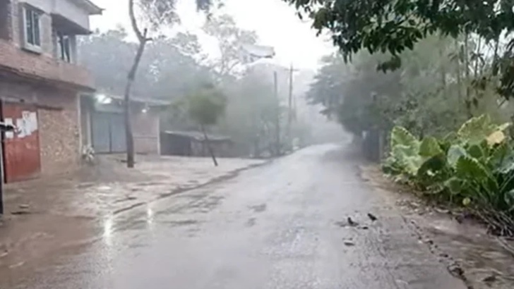 শীতের মধ্যেই বৃষ্টি