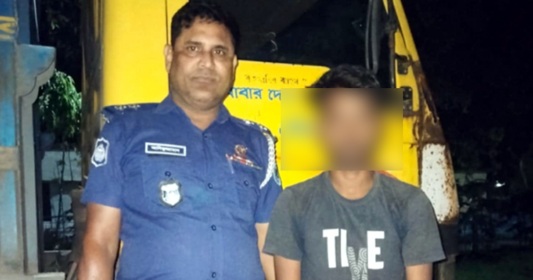 জলঢাকায় পাথর বোঝাই ট্রাকে পাঁচ দশমিক সাত কেজি গাঁজা